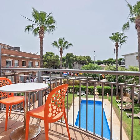 Apartamentos Velor Castelldefels Exterior foto