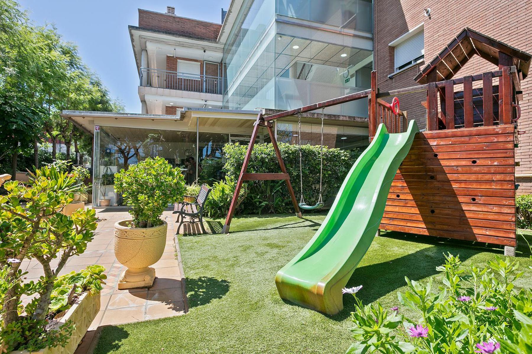 Apartamentos Velor Castelldefels Exterior foto