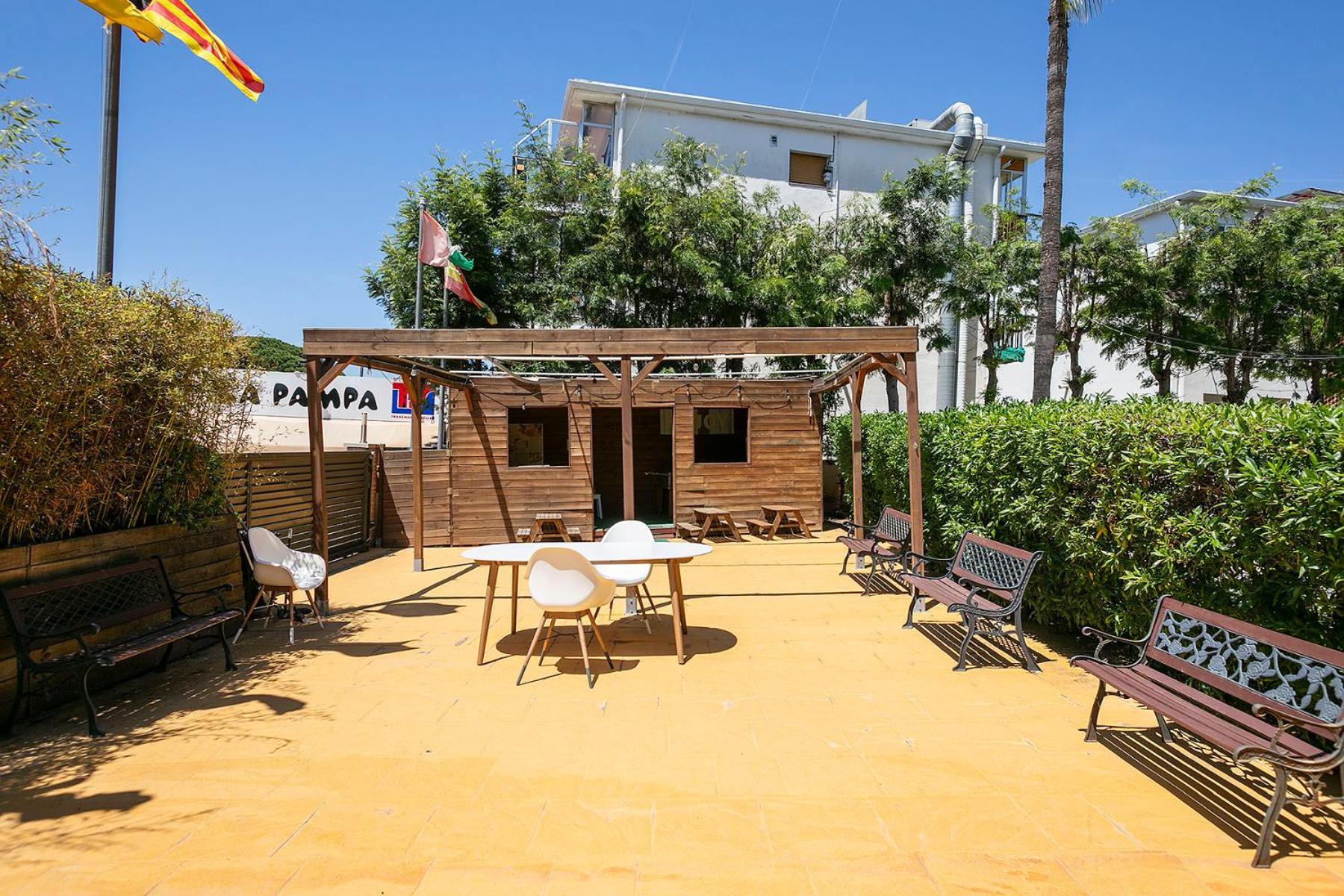 Apartamentos Velor Castelldefels Exterior foto