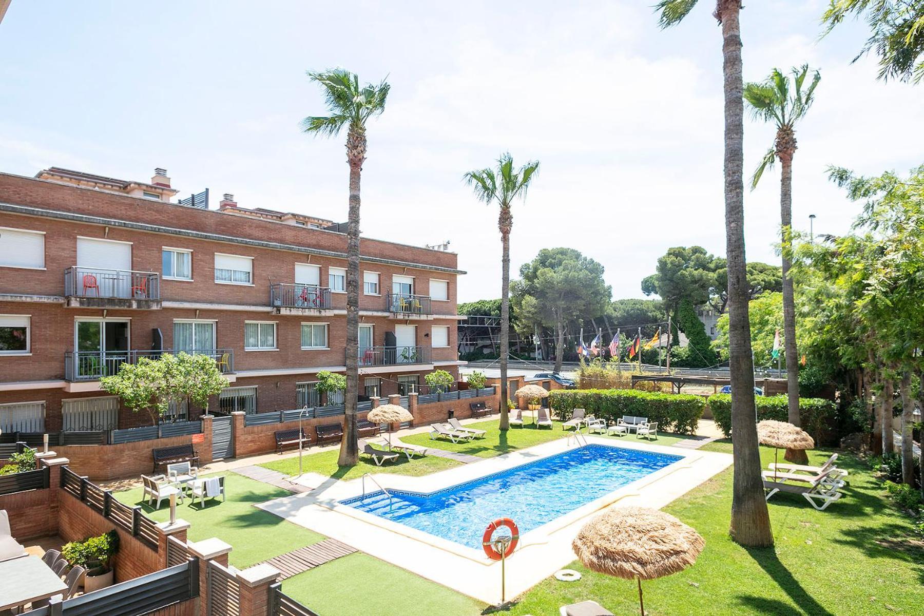 Apartamentos Velor Castelldefels Exterior foto