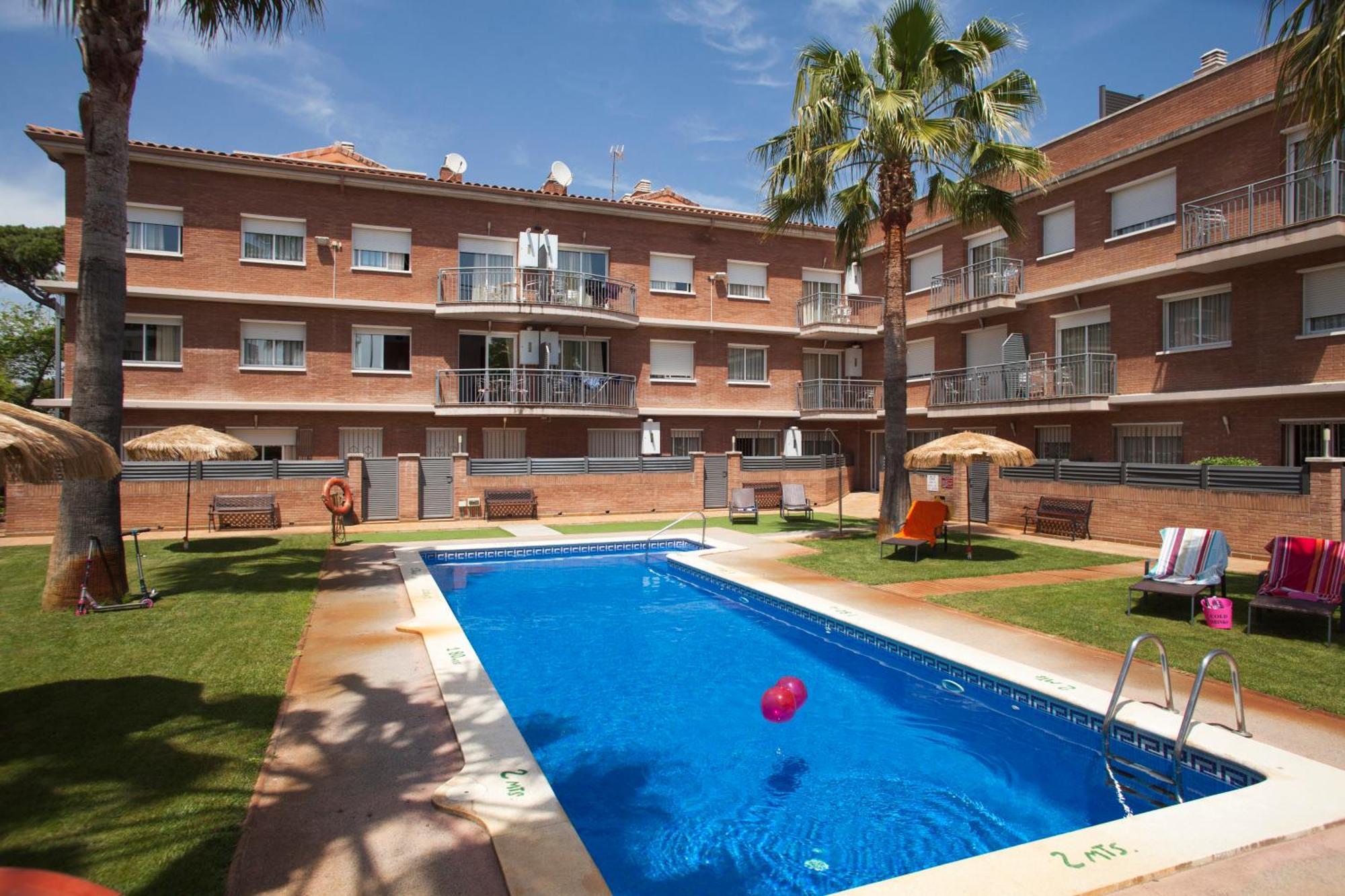 Apartamentos Velor Castelldefels Exterior foto